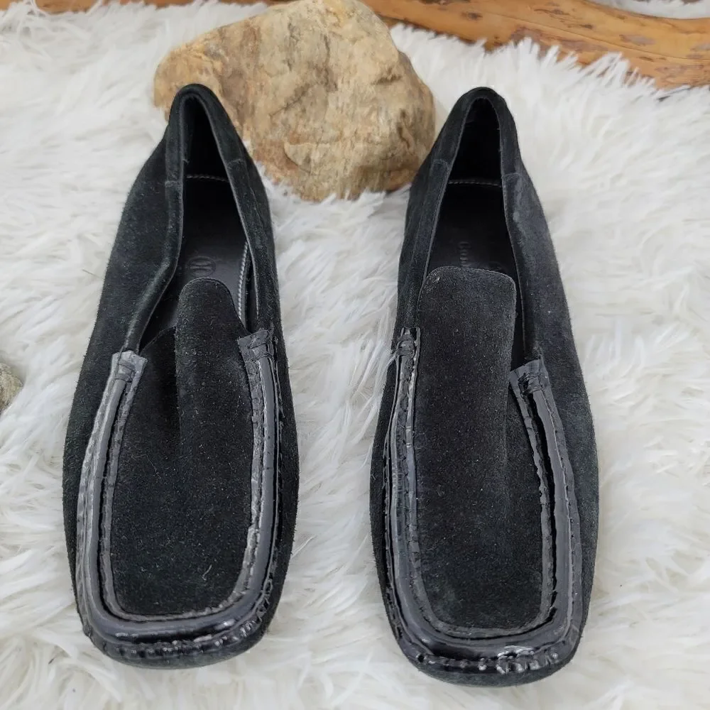 Cole haan black suede moccasin with patent trim